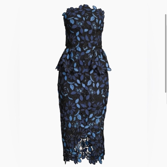 Elliatt Optics Floral Lace Peplum Dress/Size Small - Picture 3 of 10